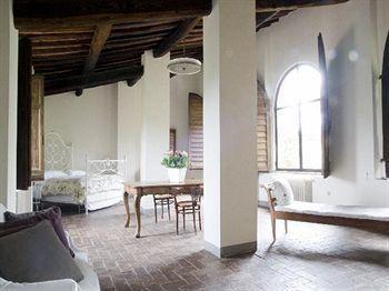 Fattoria Di Bacchereto - Guest House מראה חיצוני תמונה